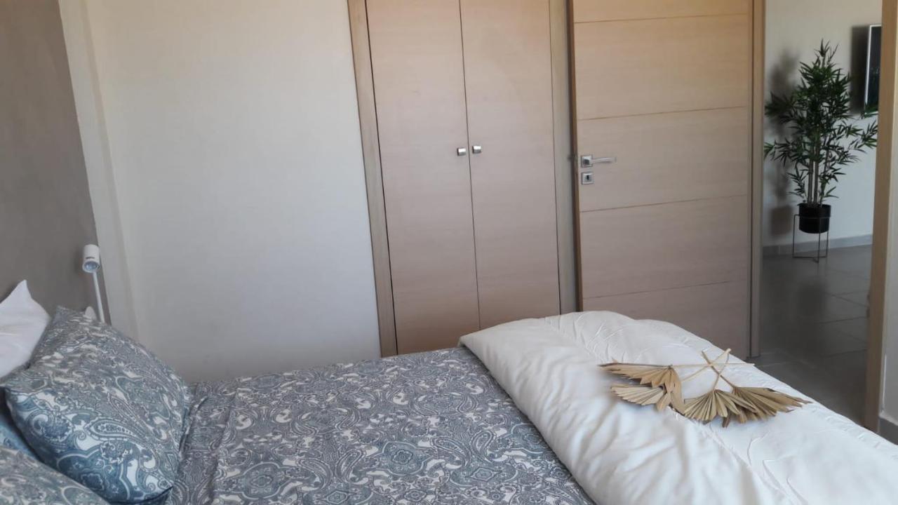 Appart. Luxueux Avec Piscine, Cosy, Bien Situe Bouznika Exterior foto